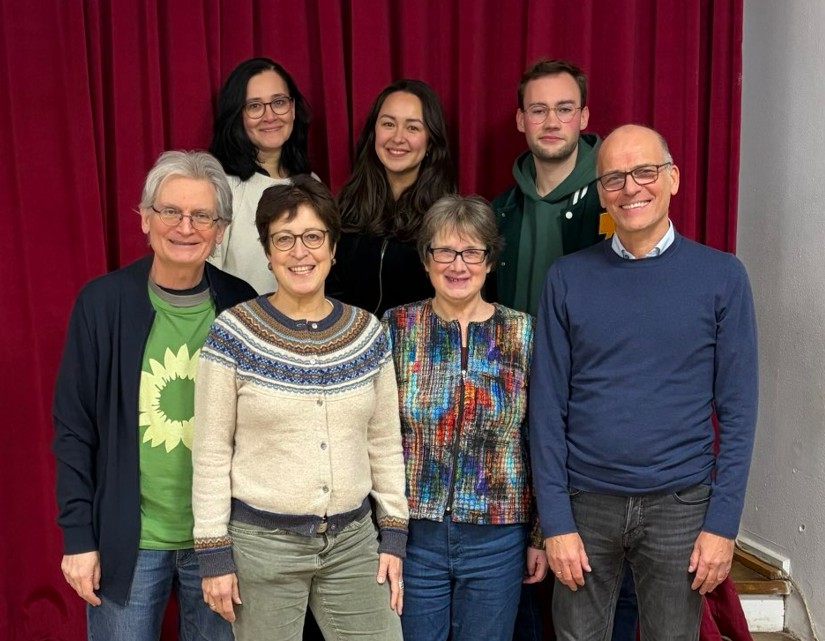 Das Bild zeigt 7 Mitglieder des neuen Vorstands der Grünen Köln-Lindenthal